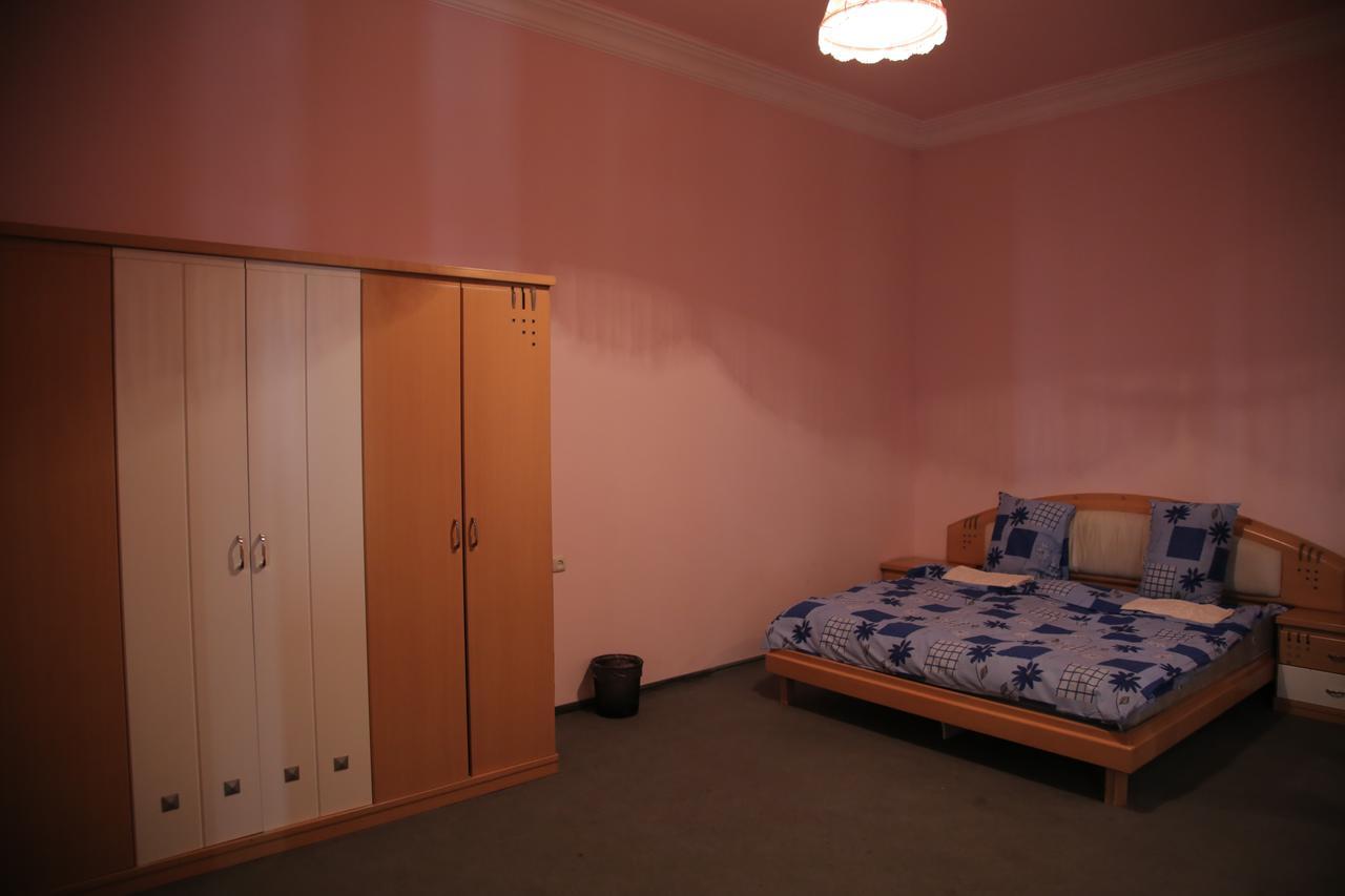 Noy Hostel Jerevan Eksteriør bilde